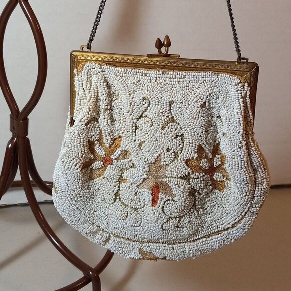 Vintage Seed Bead with Gold tone Frame Bag - Picture 1 of 8